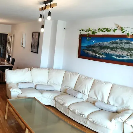 M&m Apartment Makarska