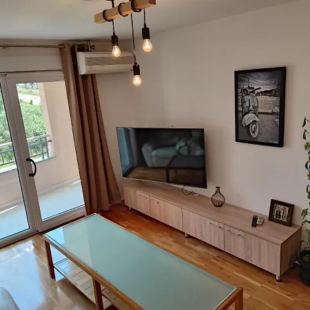 M&m Apartment *